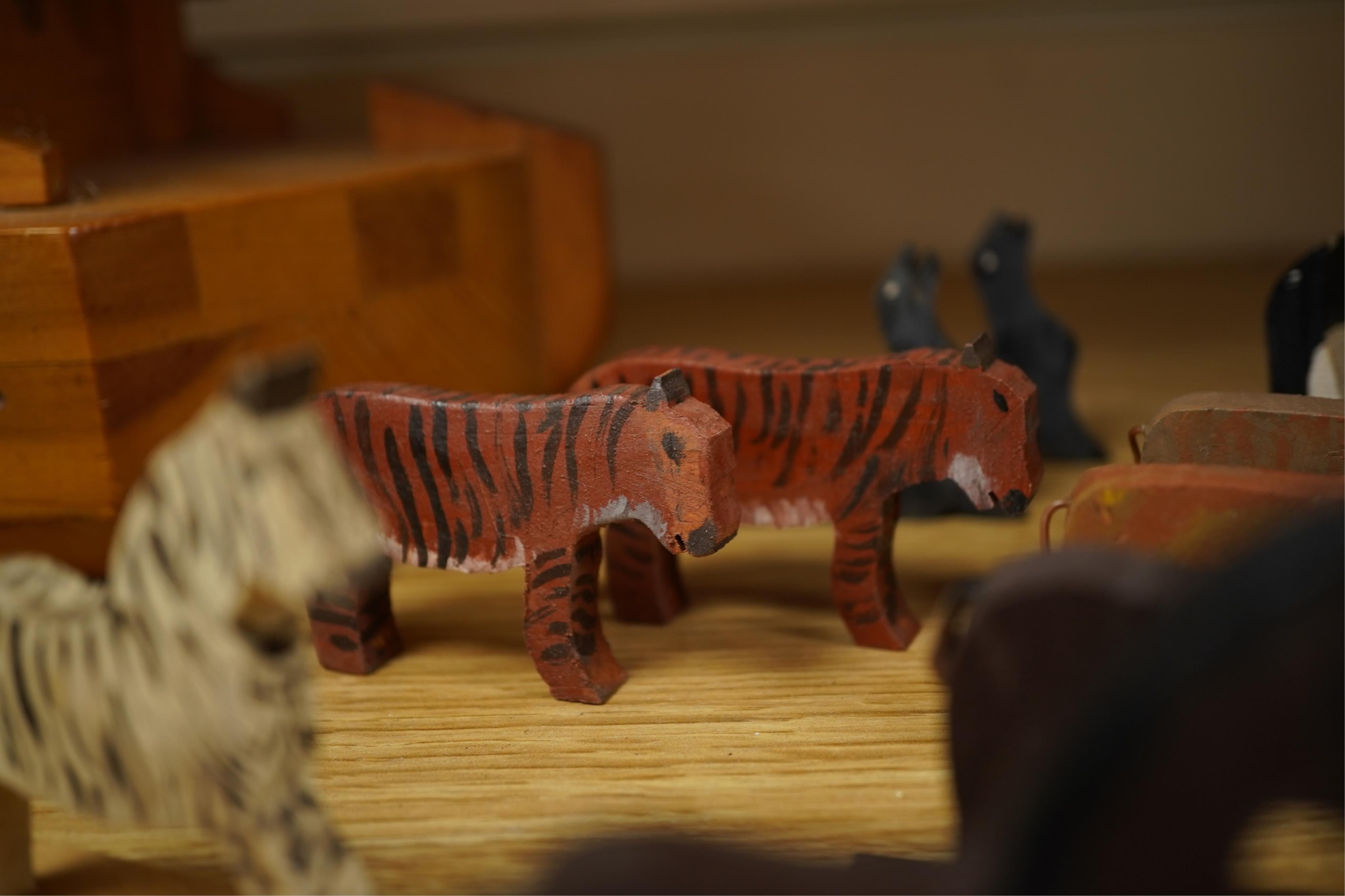 A 20th century Noah’s Ark, and animals, 43cm wide